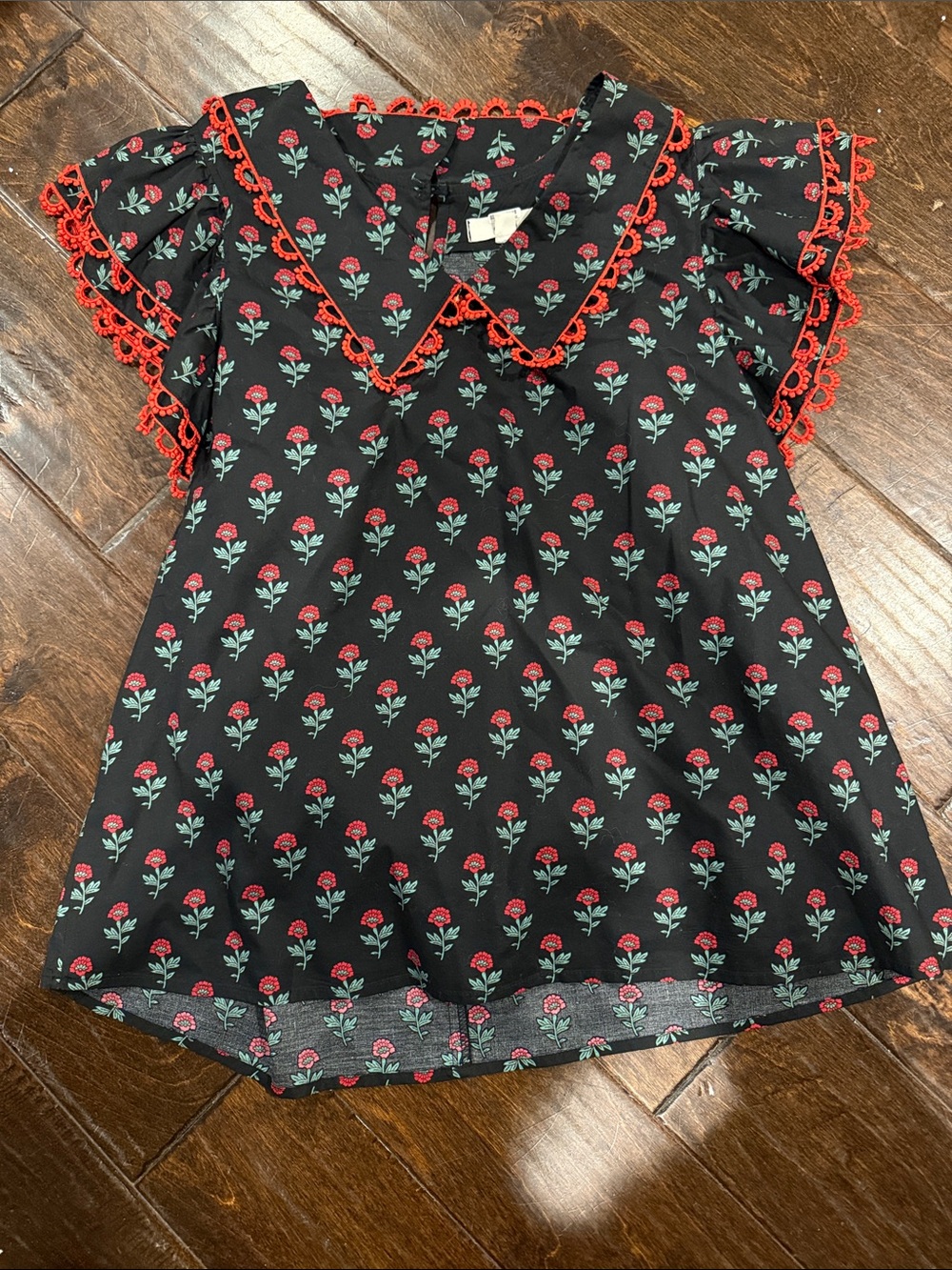 entro Black Floral Lace-Trim Blouse with Red Rose Print